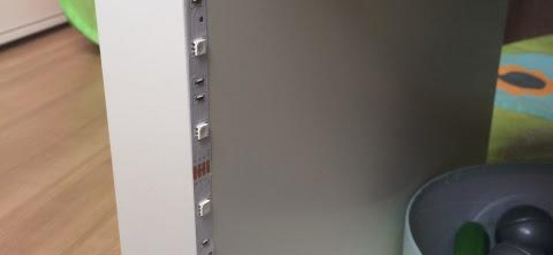 A relire : Meuble Ikea + RGBW + Led