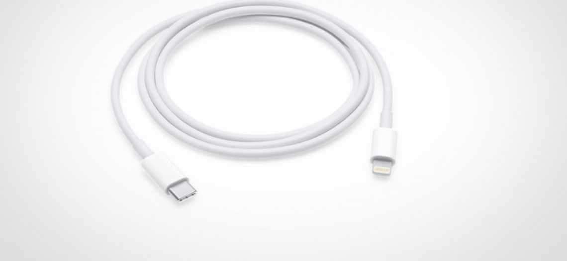 Notre Veille : Apple pourrait faire l’impensable et adopter un port/chargeur universel pour l’iPhone 8<span class="wtr-time-wrap after-title"><span class="wtr-time-number">1</span> min de lecture pour cet article.</span>