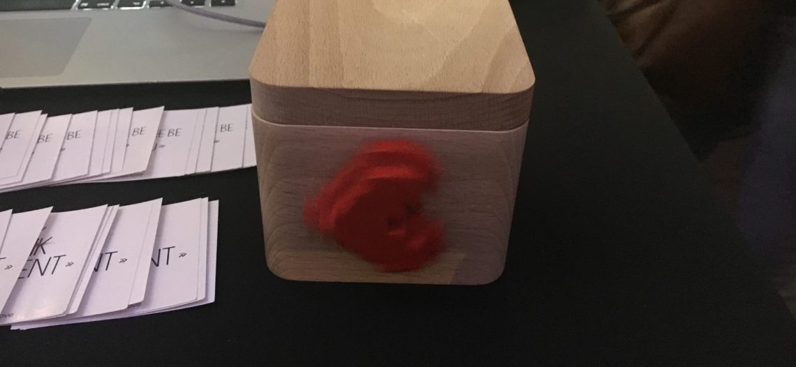 LOVEBOX, la boite à amour connectée ! idéal pour la Saint-Valentin.<span class="wtr-time-wrap after-title"><span class="wtr-time-number">3</span> min de lecture pour cet article.</span>
