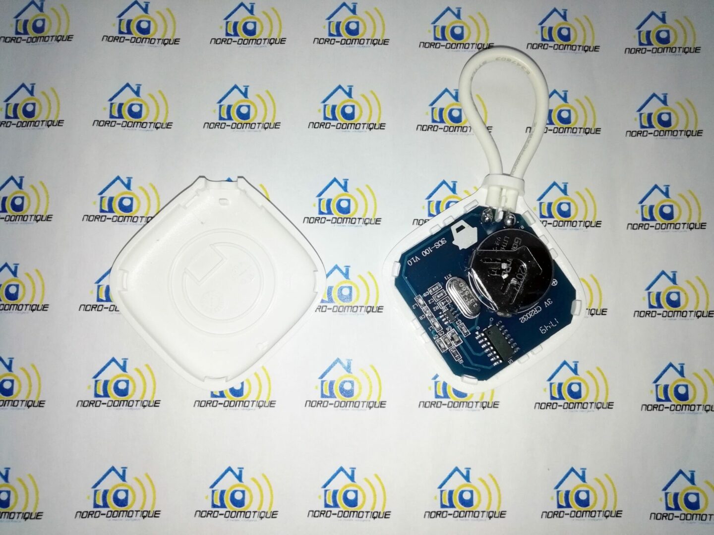 08 Découverte du clavier, des badges RFID et du bouton d’urgence pour l’alarme Avosdim Serenity