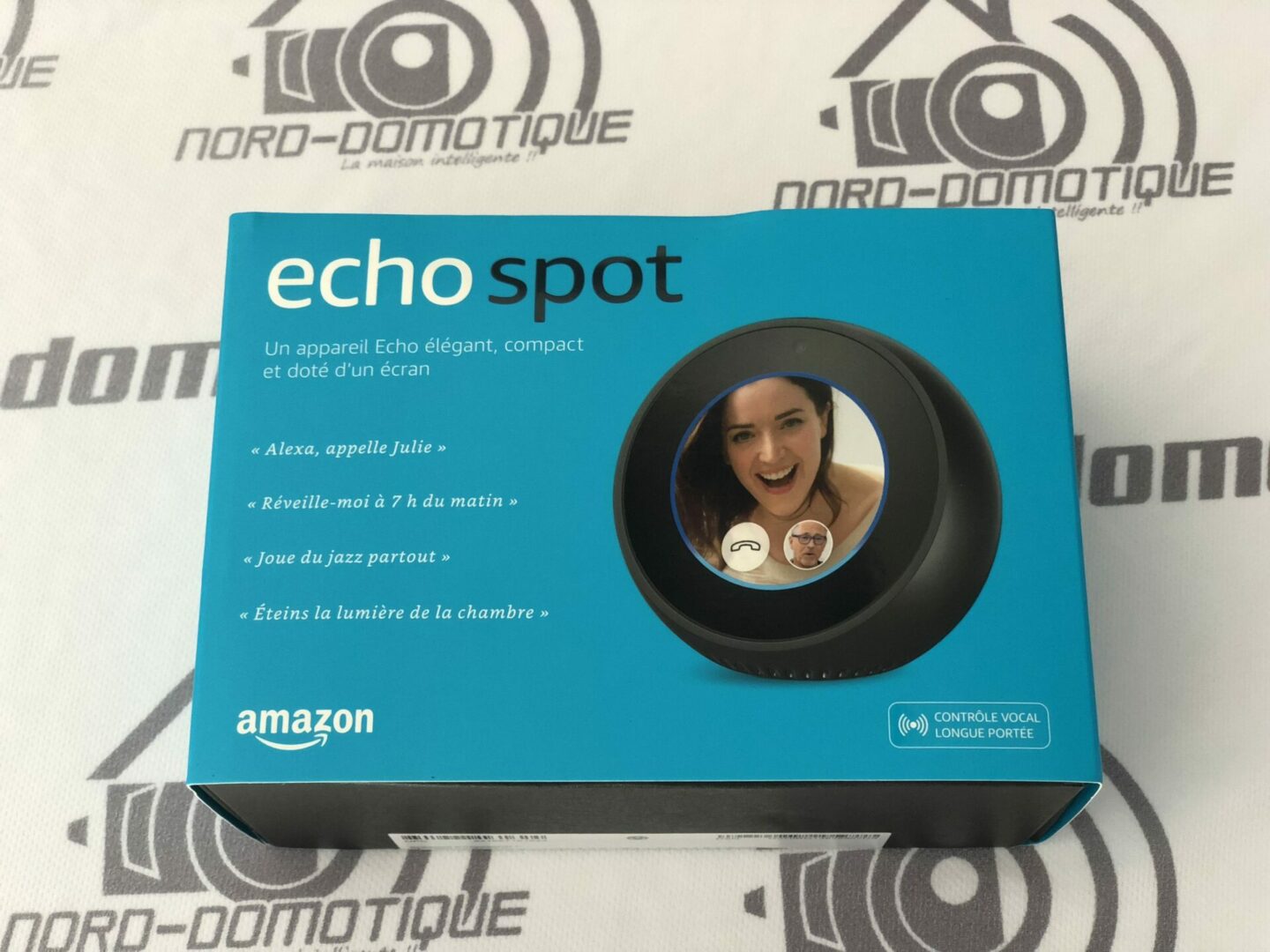 Test] Echo Spot d', la petite boule tactile connectée