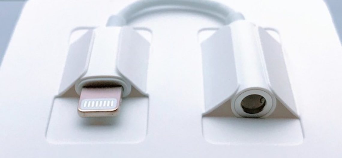 Notre Veille : Plus de port ni de dongle : Apple a éliminé les dernières traces de l’interface jack – Tech<span class="wtr-time-wrap block after-title"><span class="wtr-time-number">1</span> min de lecture pour cet article.</span>