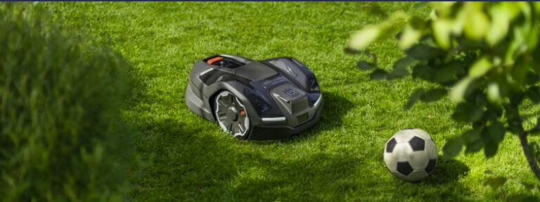 Fêtez la Fièvre du Football avec les robots tondeuses Husqvarna